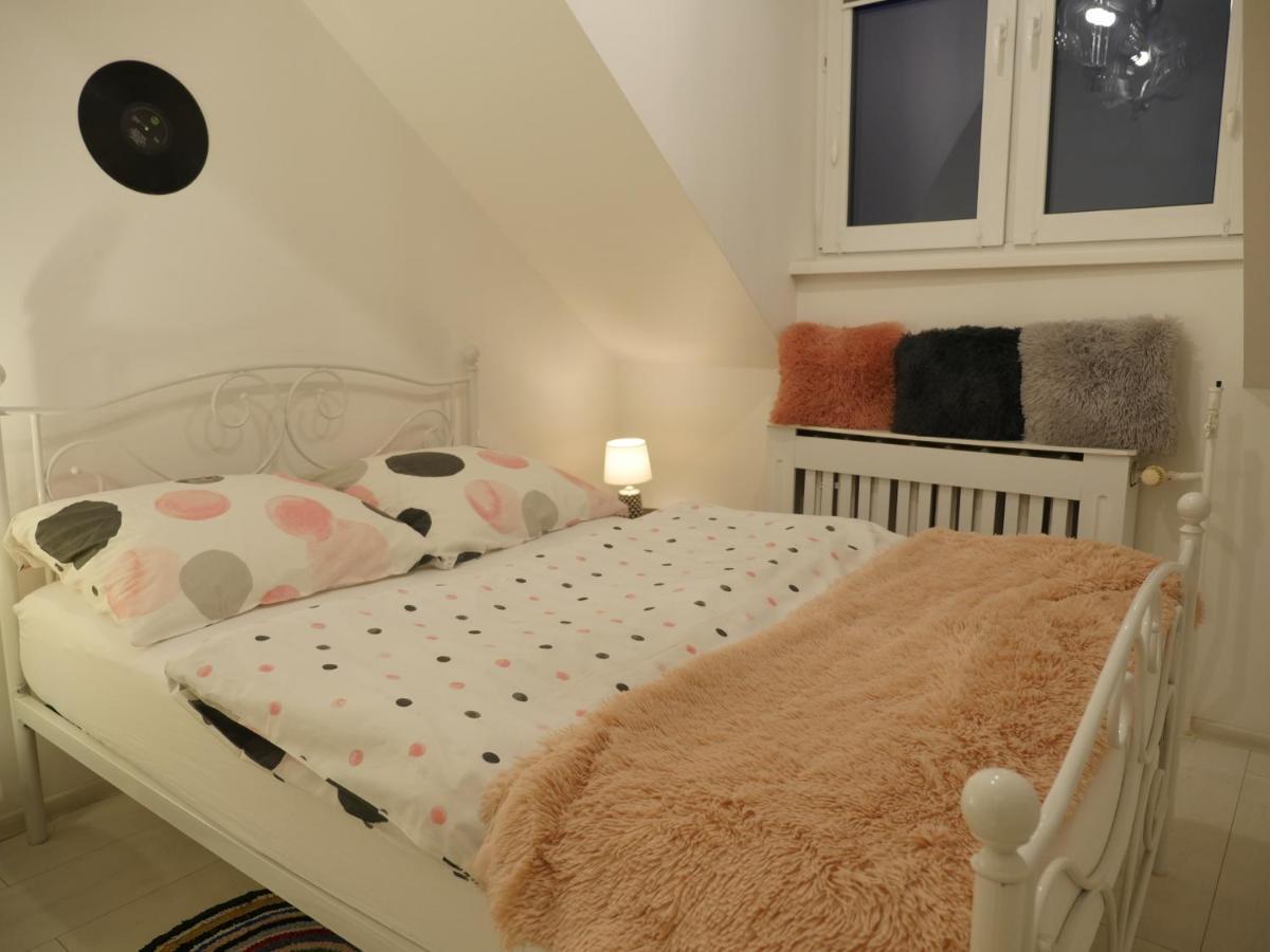 Апартаменты Art Vinyl Loft Белосток Экстерьер фото